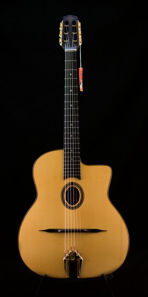 altamira m used - mint condition